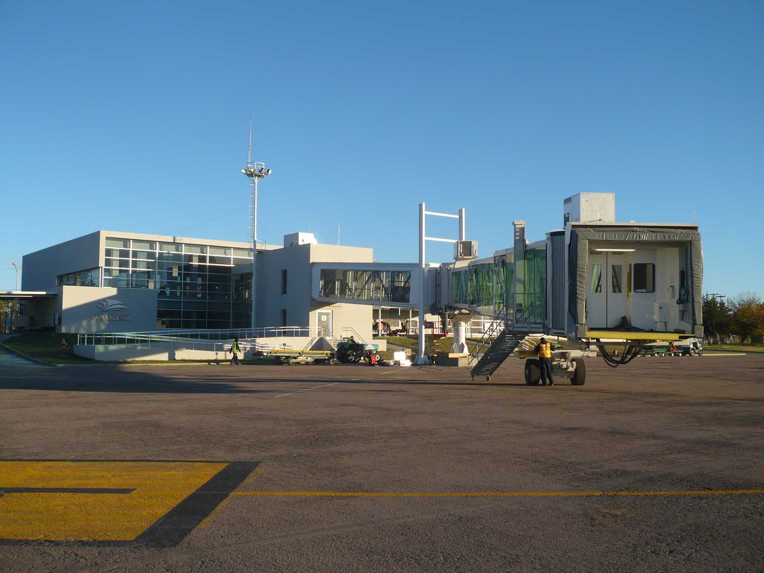 BHI-and-EZE-208